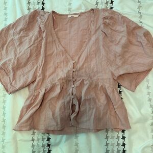 women’s flowy linen top